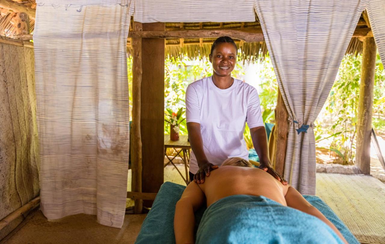 Mvuvi Boutique Resort Kiwengwa  Kültér fotó