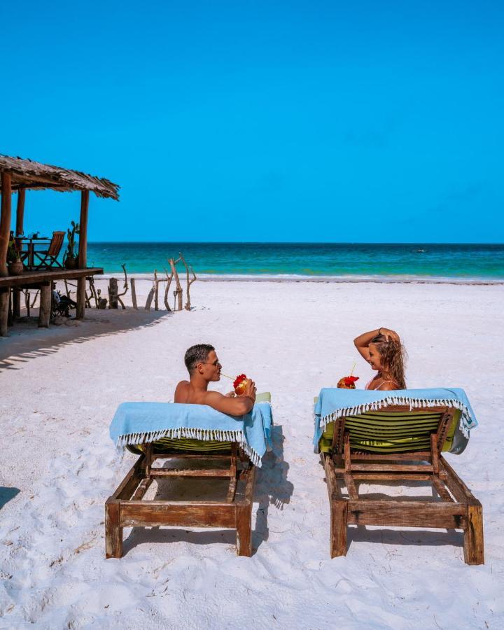 Mvuvi Boutique Resort Kiwengwa  Kültér fotó