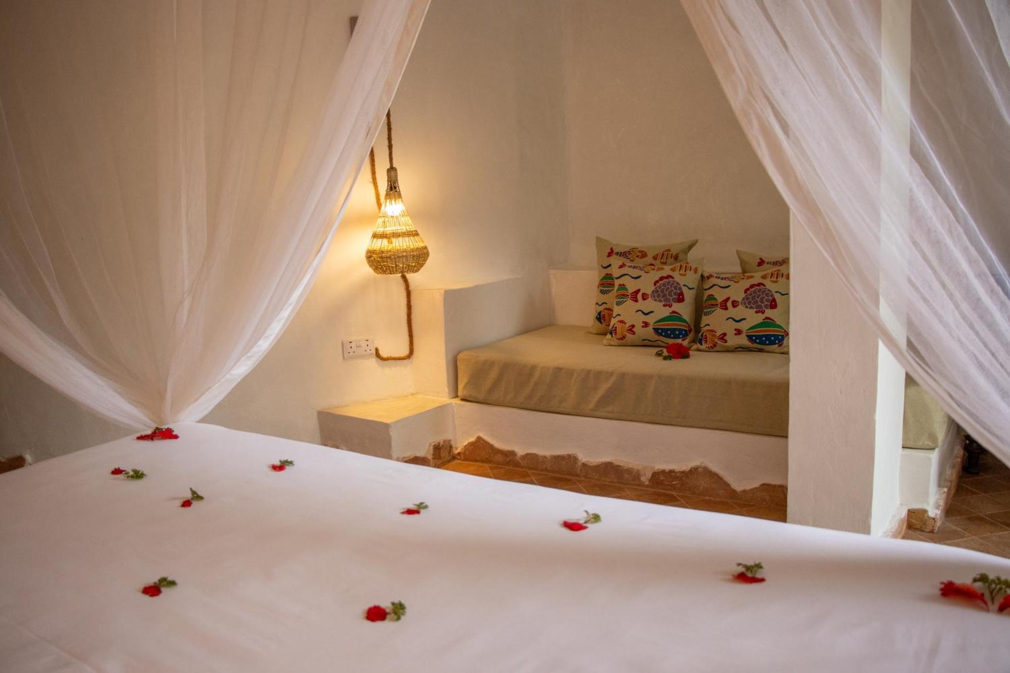 Mvuvi Boutique Resort Kiwengwa  Szoba fotó
