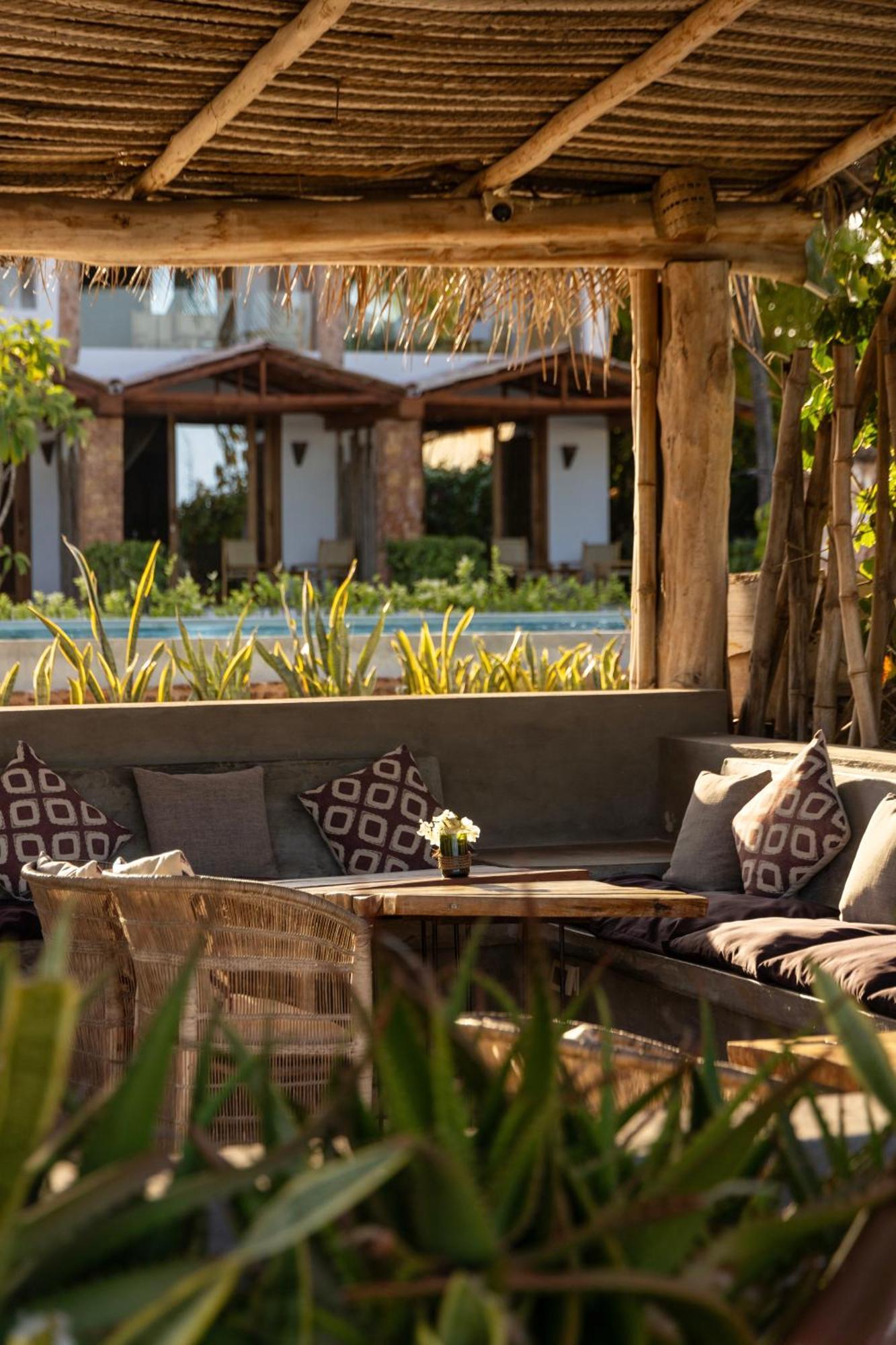 Mvuvi Boutique Resort Kiwengwa  Kültér fotó